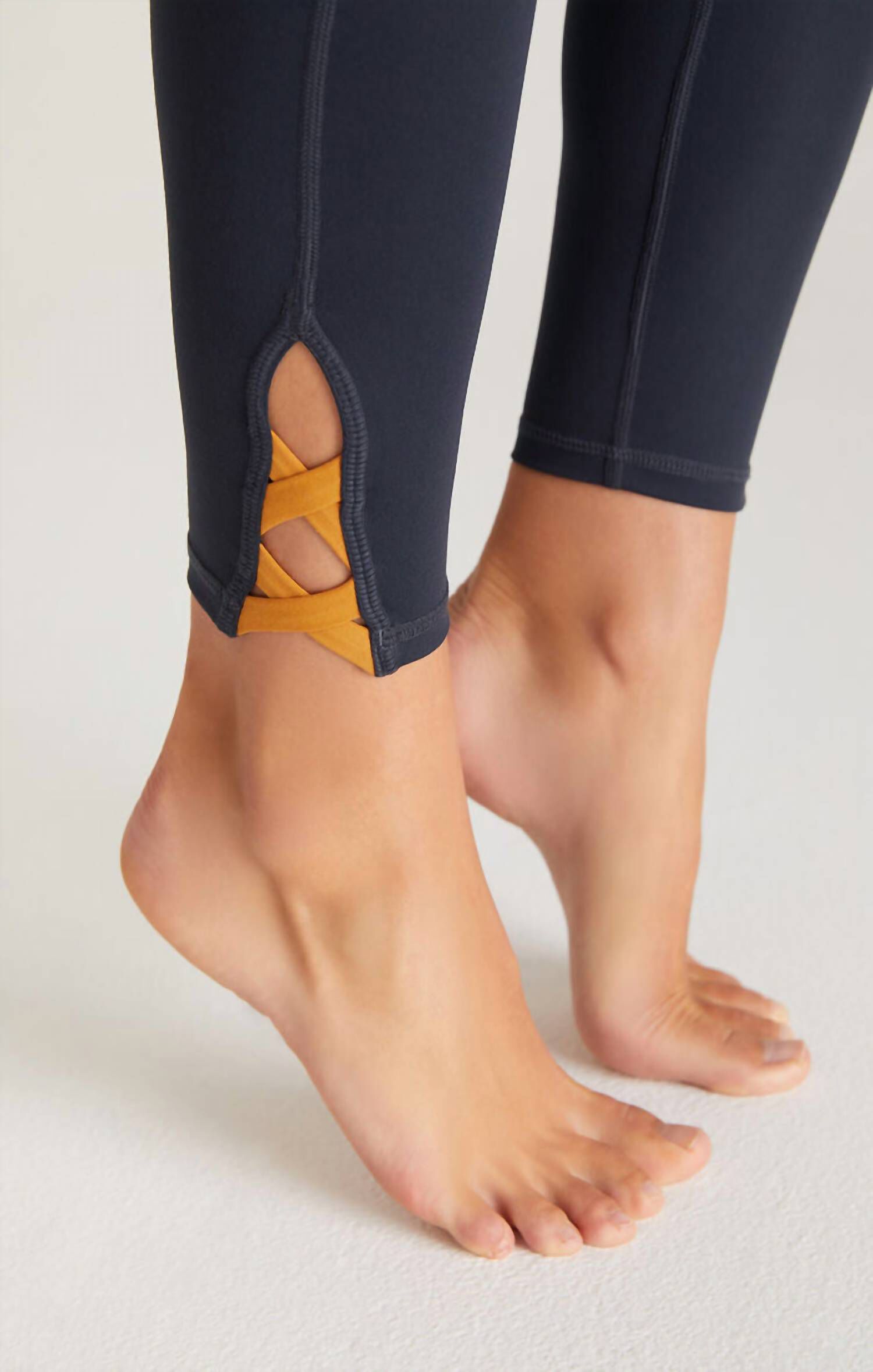 Solar Seven-Eights Legging In Deep Navy, , alternate image number 5