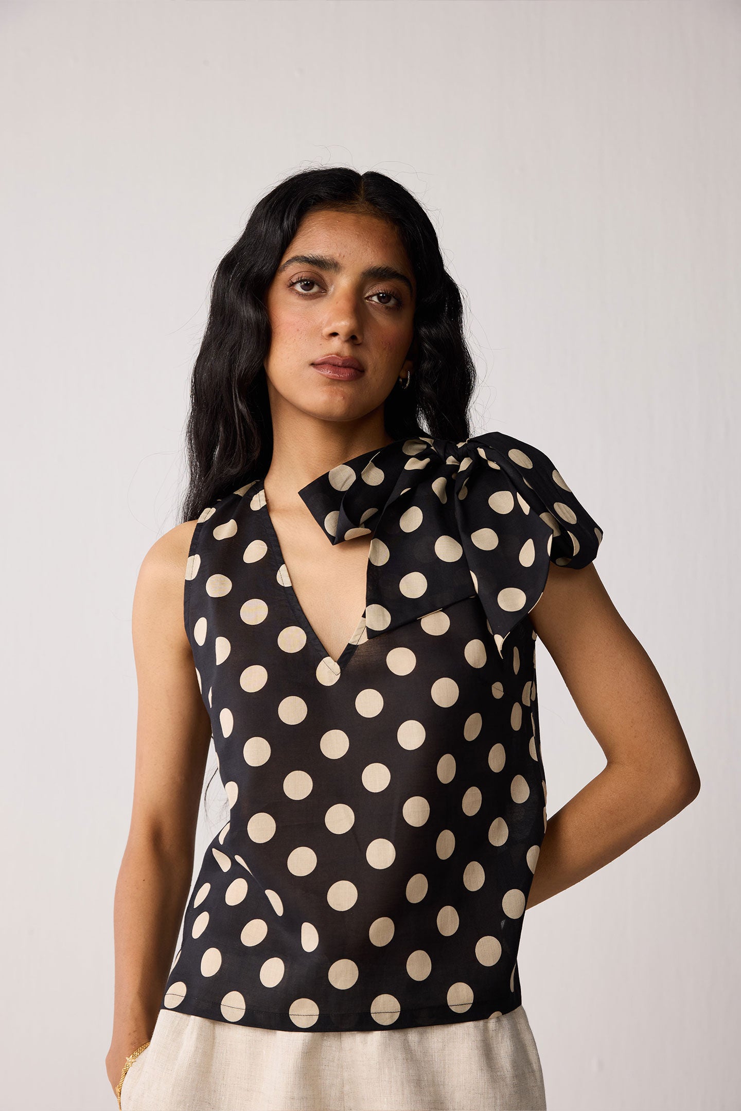 Regular V-Neck Polka Dot Top with Bow Detail, Midnight Confetti / Black, alternate image number 2