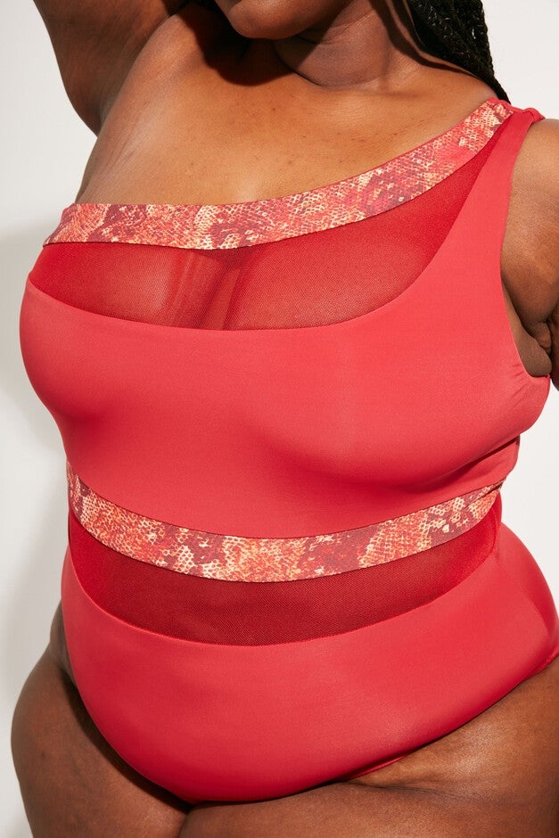 Coast One Piece II, IguanaMerlot / Red, alternate image number 3
