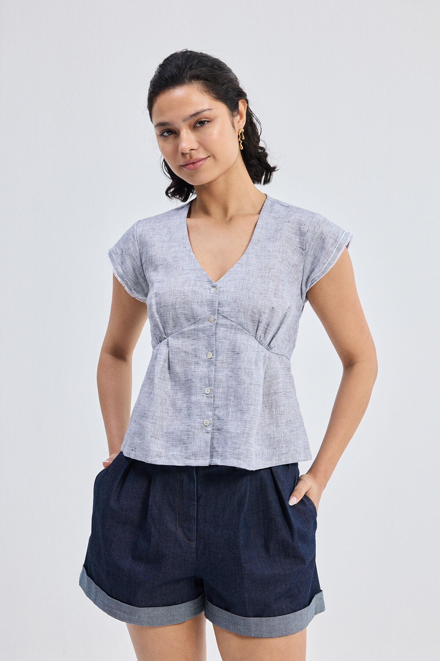 Deep V-neck short top in Linen Stripes, Pin striped Linen / Cool Gray, hi-res image number 0