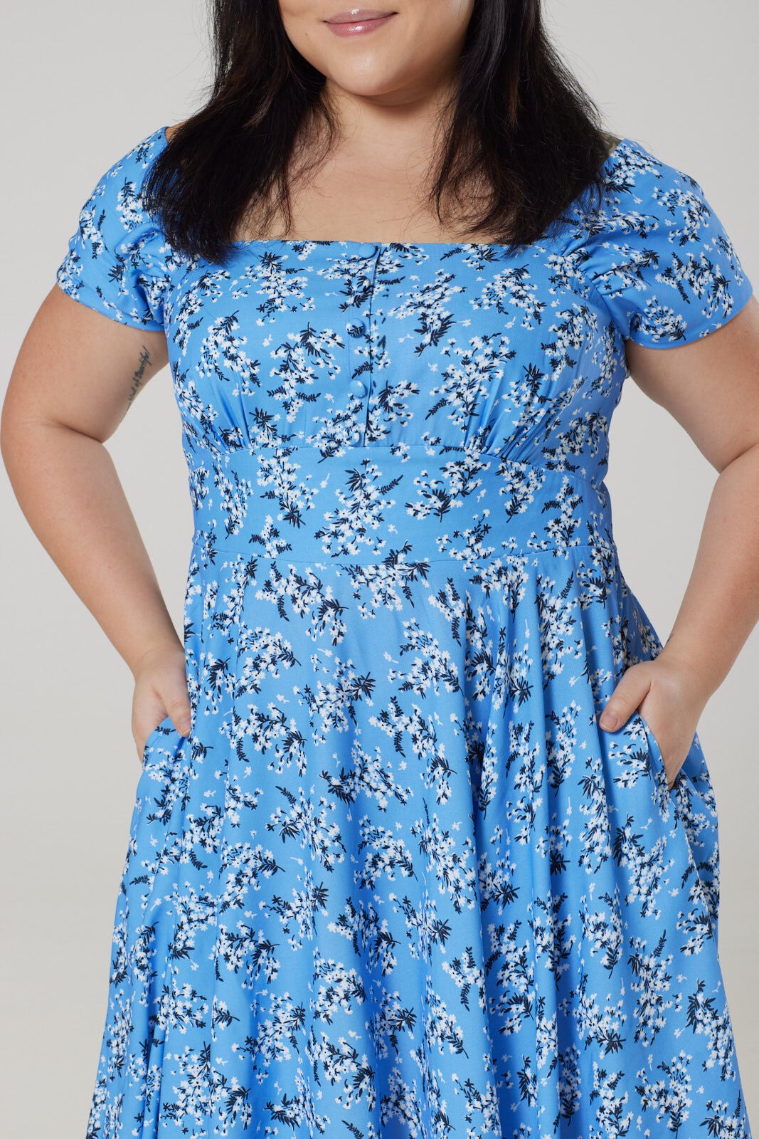 Idda Dress, , alternate image number 7