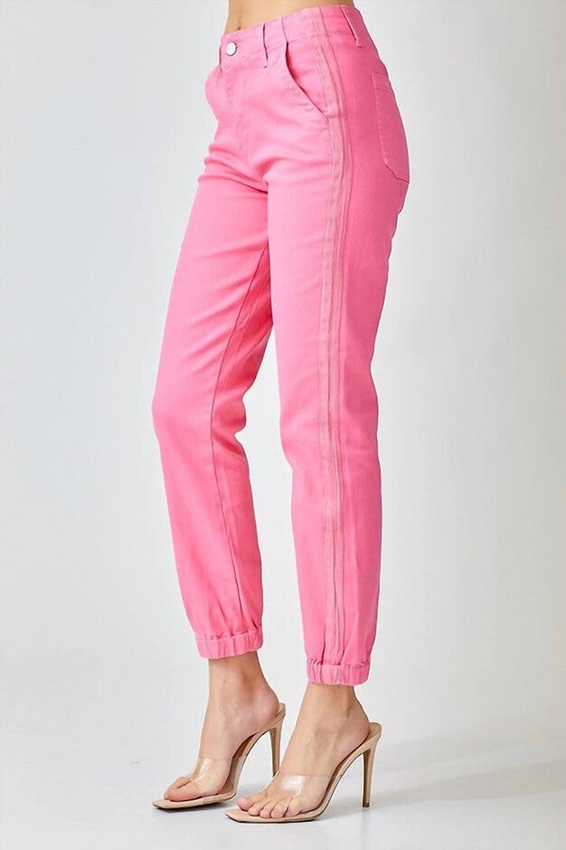 HIGH RISE JOGGER JEANS IN PINK, Pink / Pink, alternate image number null