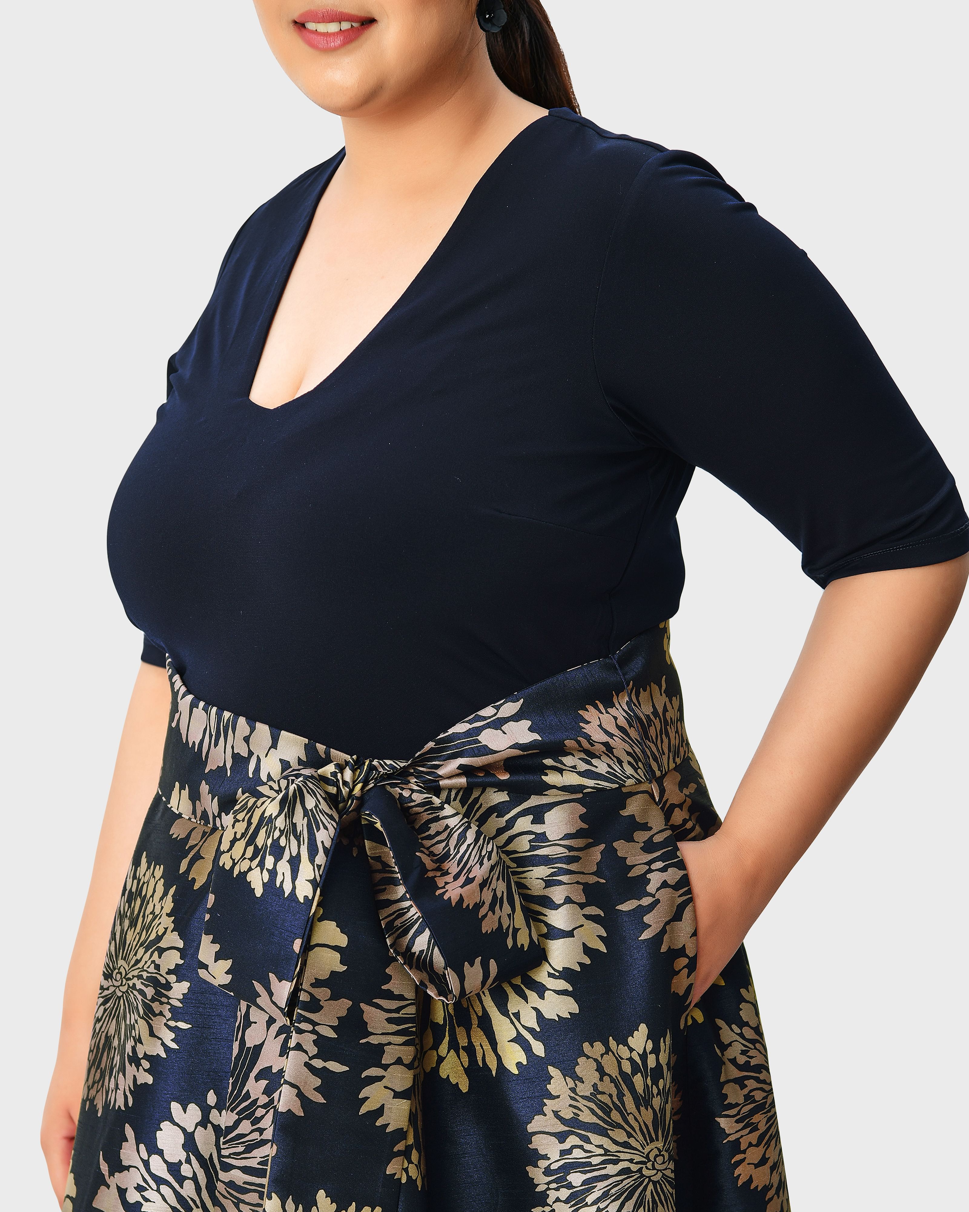 Floral print dupioni and jersey knit v-neck maxi dress, , alternate image number 7