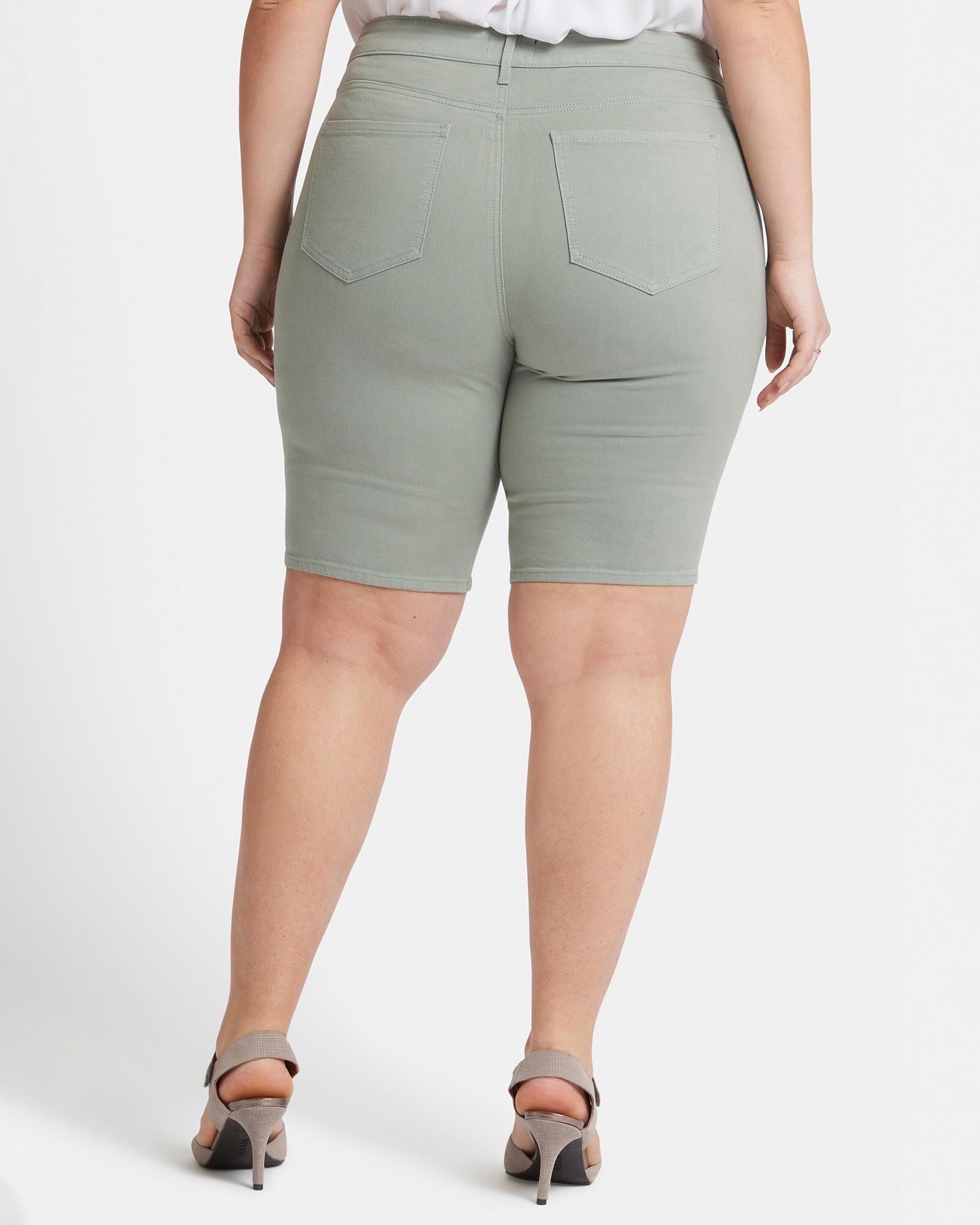 BRIELLA SHORT, Lily Pad / Kelly Green, alternate image number 1