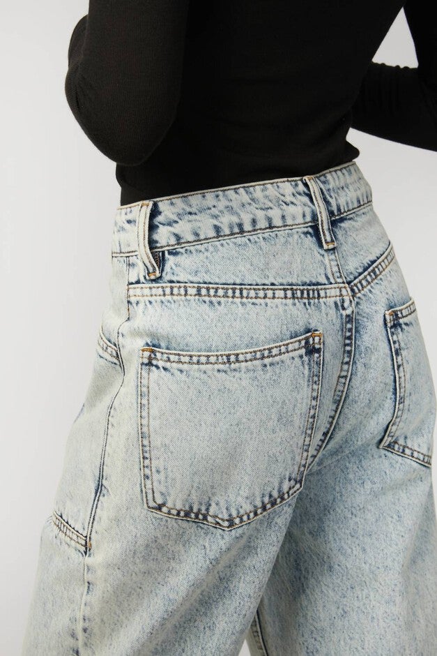 LARA CROFT JEANS IN WASHED BLUE, , alternate image number null