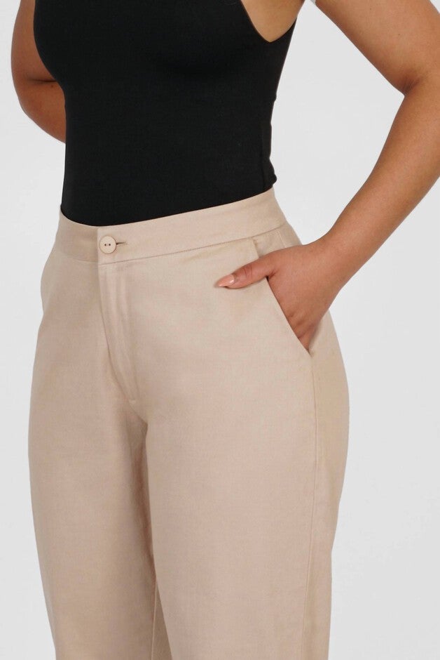 CROP PANT IN BEIGE, , alternate image number null