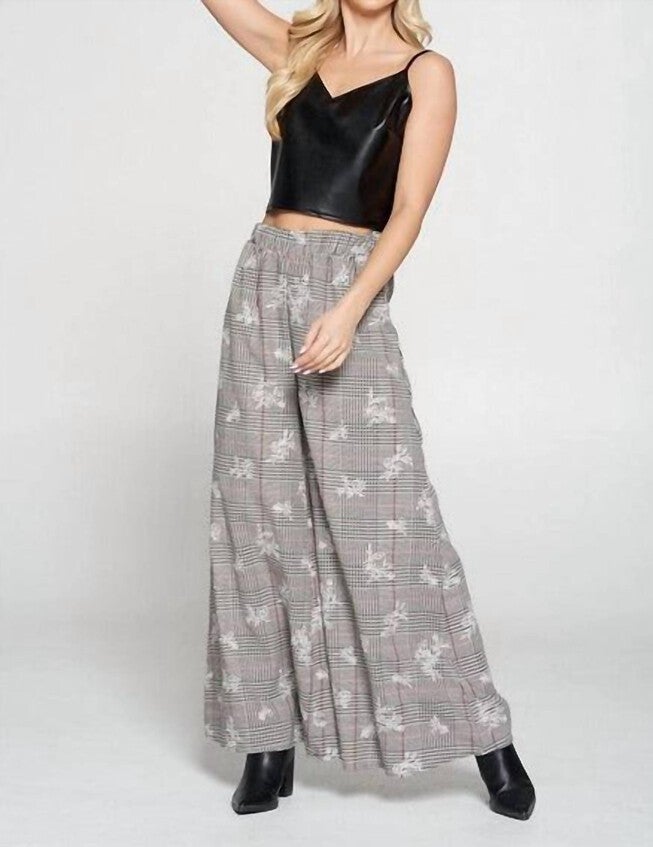 CLASSIC PLAID WIDE-LEG PALAZZO PANTS IN GREY, Grey / Charcoal Grey, hi-res image number 0