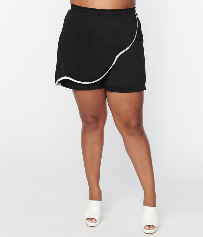 Smak Parlour Plus Size Black Faux Wrap Scalloped Skort, , alternate image number null