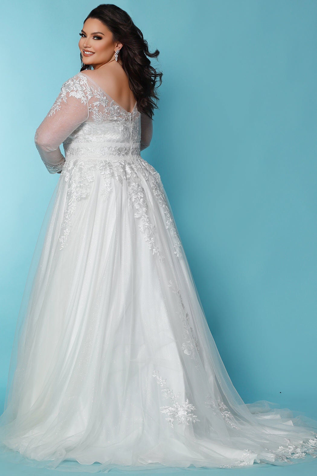 ESMERALDA WEDDING DRESS, Ivory / Ivory, alternate image number 2