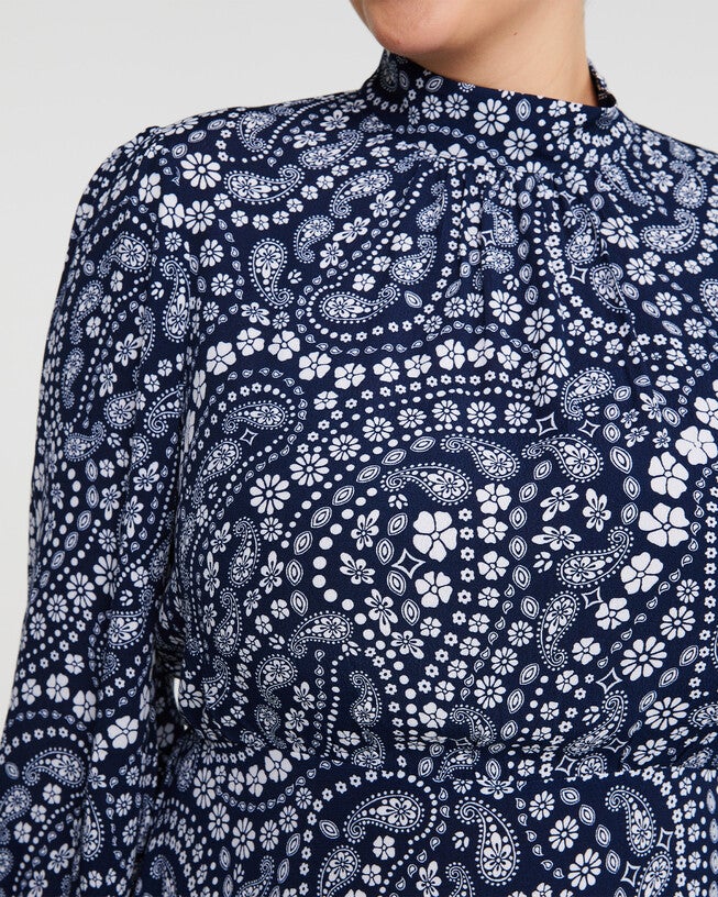 Robin Long Sleeved Navy Paisley Dress, , alternate image number 9