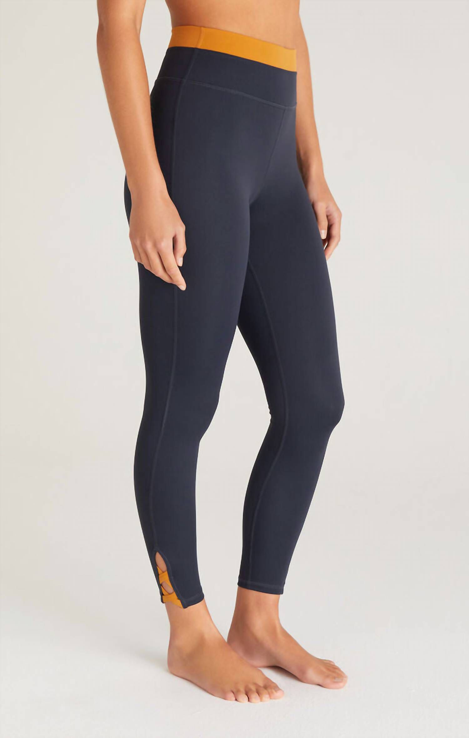 Solar Seven-Eights Legging In Deep Navy, , alternate image number 2