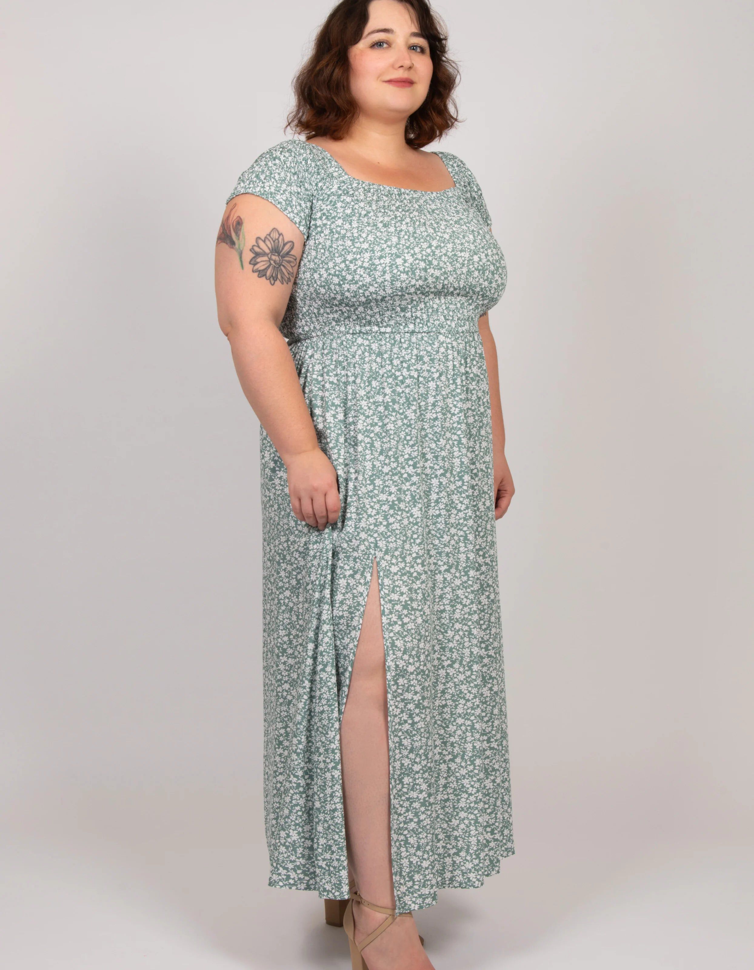 Daphne Midi Dress On-Off Shoulders Side Slit Floral, Green / Sage Green, alternate image number 3