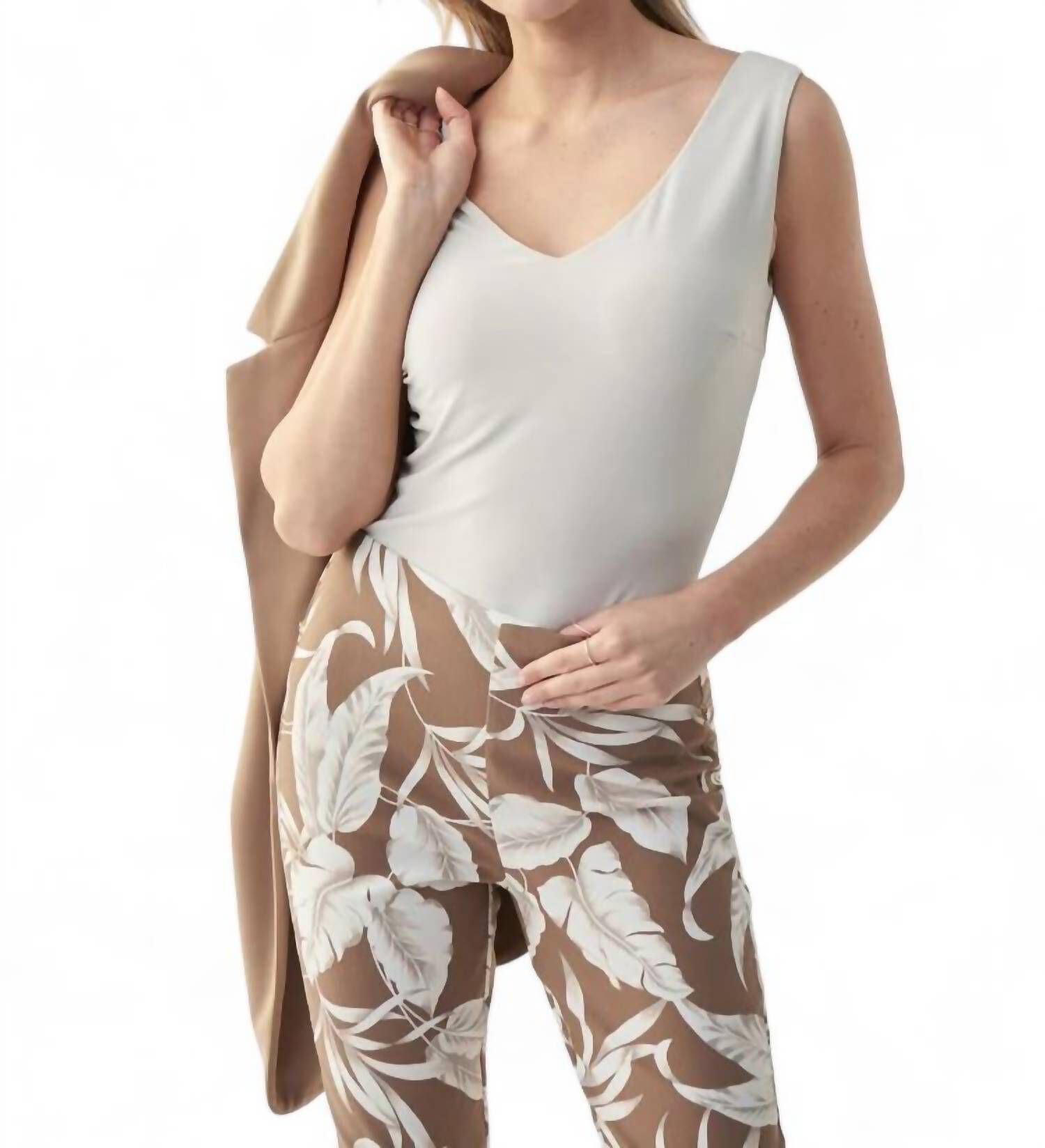 CLASSIC V-NECK CAMI TOP, Moonstone / Beige, alternate image number 2