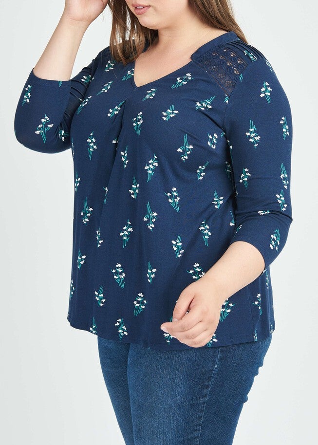 Deborah 3/4 Sleeve Pleated Top, , alternate image number null