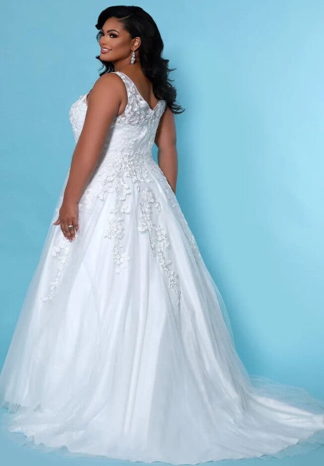 Jasmine Wedding Dress, Ivory / Ivory, alternate image number null