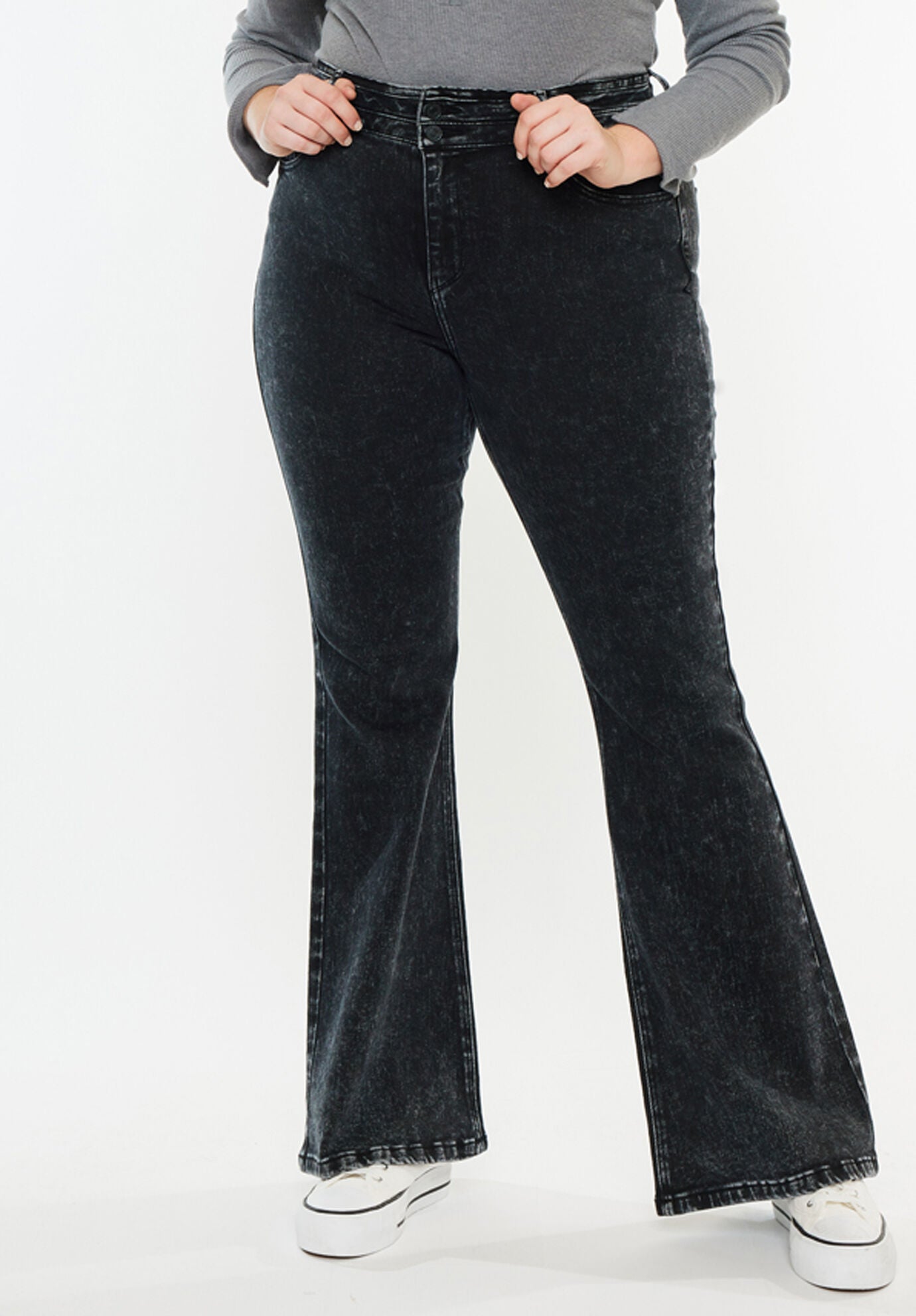 Amirah Ultra High Rise Flare Jeans (Plus Size), Black / Black, alternate image number 3