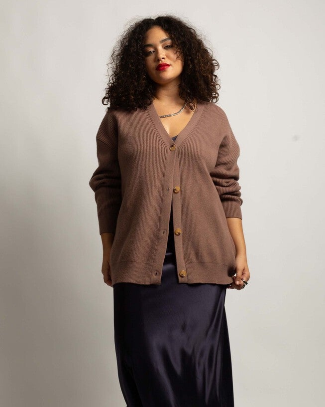 Grandpa Cardigan in Mocha, mocha / Mocha, alternate image number null