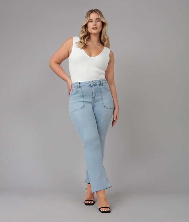 Women's Light Wash High Rise Bootcut Jeans, True Denim / Light Wash, hi-res image number 0