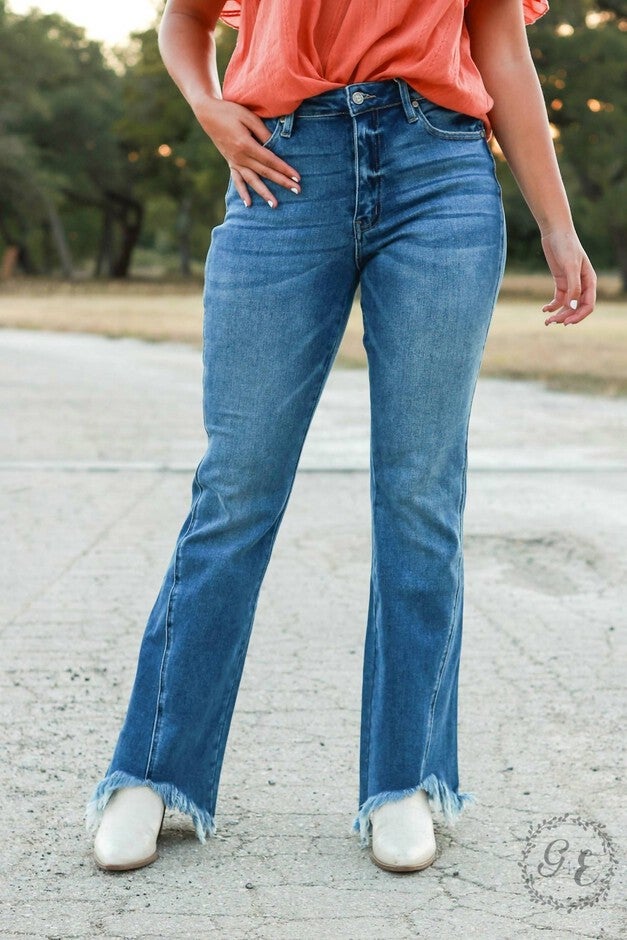 THE HANNAH HIGH RISE SHARK BITE FLARE DENIM IN MEDIUM WASH, Medium Wash / Medium Wash, alternate image number null