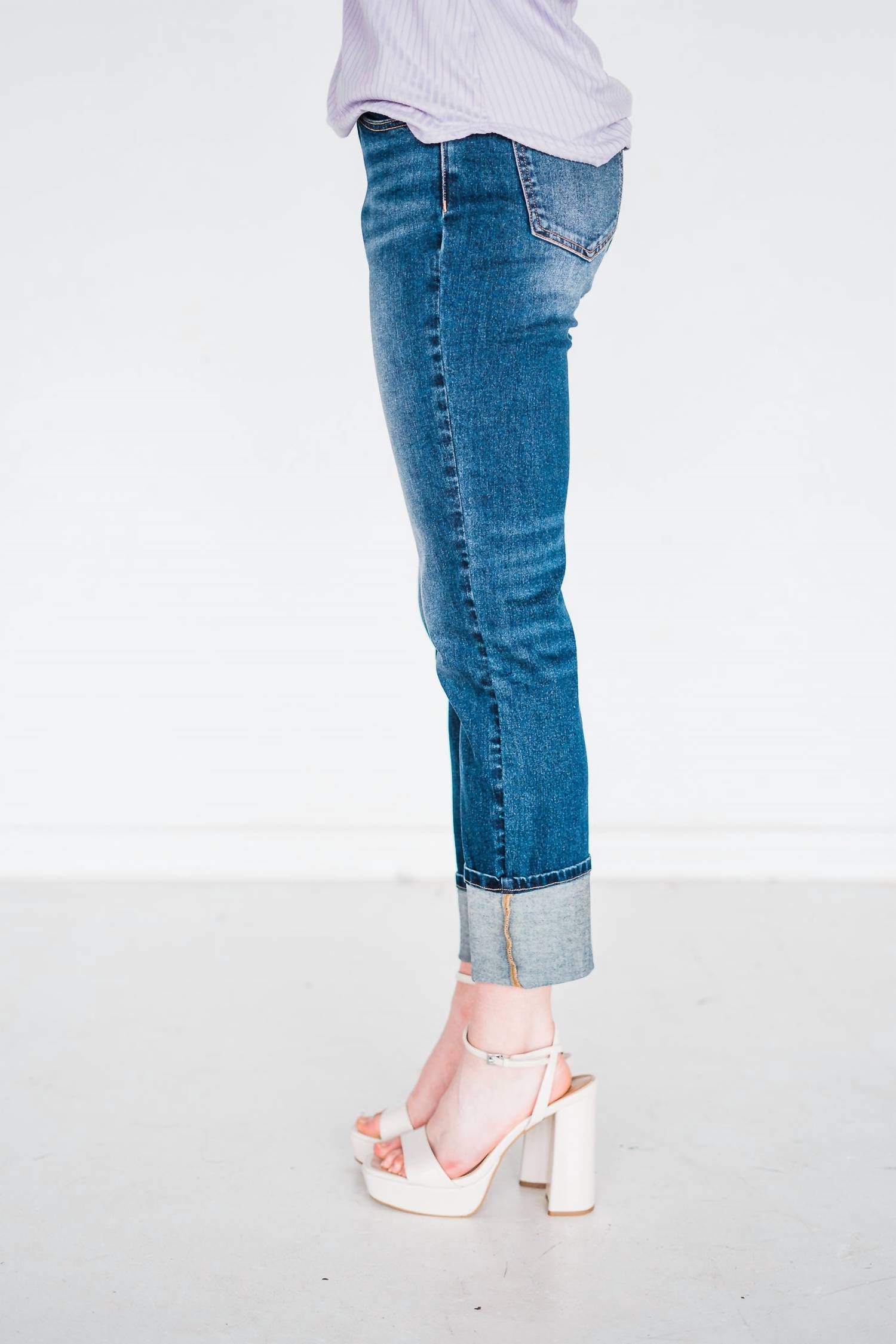 BOYFRIEND JEANS IN DARK WASH, , alternate image number 9