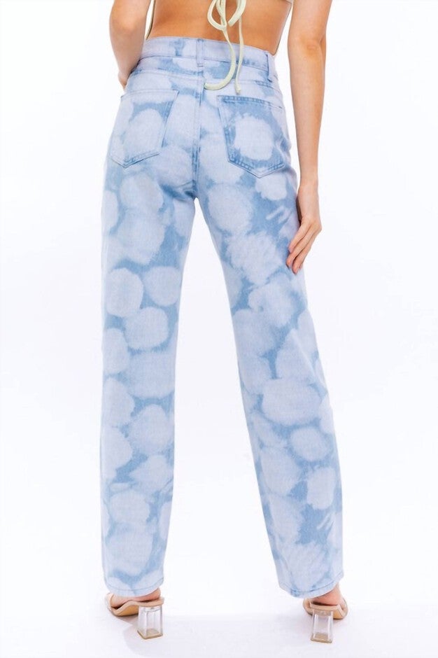 CLOUDY DAYS HIGH WAIST STRAIGHT LEG PANT IN DENIM, , alternate image number 5