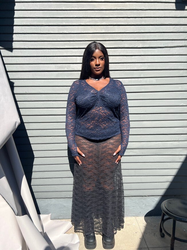 OLIVIA STRETCH LACE RUCHED DEEP V-NECK TOP, Navy / Navy, alternate image number 1