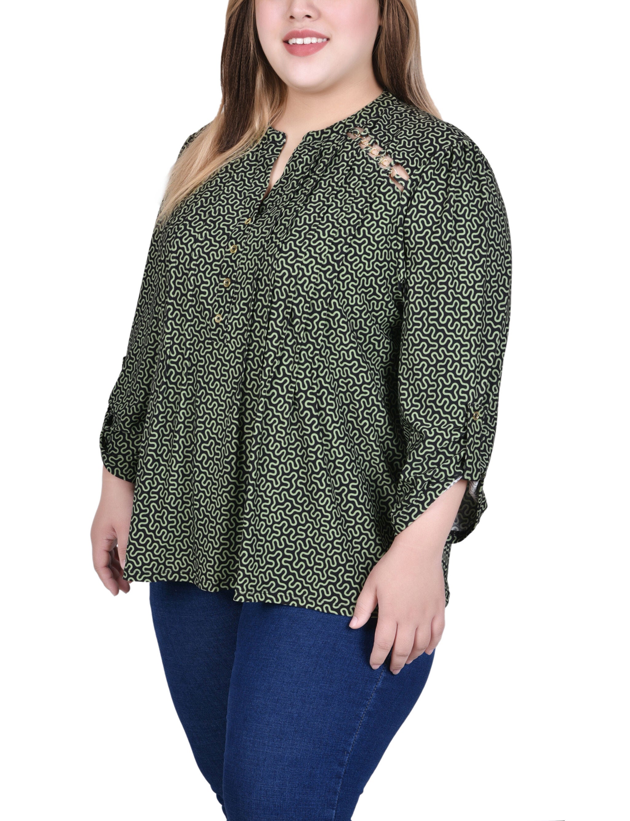 Long Sleeve Pintuck Front Top With Chain Details, Green Geo Shape, alternate image number 1