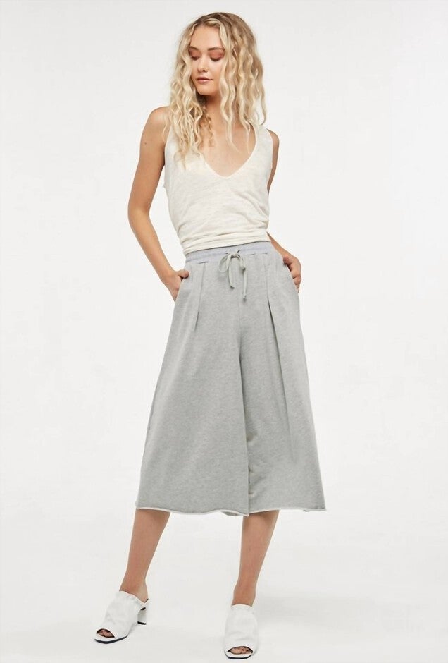 FLYNN CULOTTES PANT IN HEATHER GREY, Heather Grey / Charcoal Grey, alternate image number 2