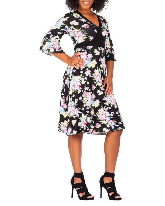 Vienna Women's Plus Size Spring Floral Print Bell Sleeves V Neck Casual Flowy Mini Dress, , alternate image number 7