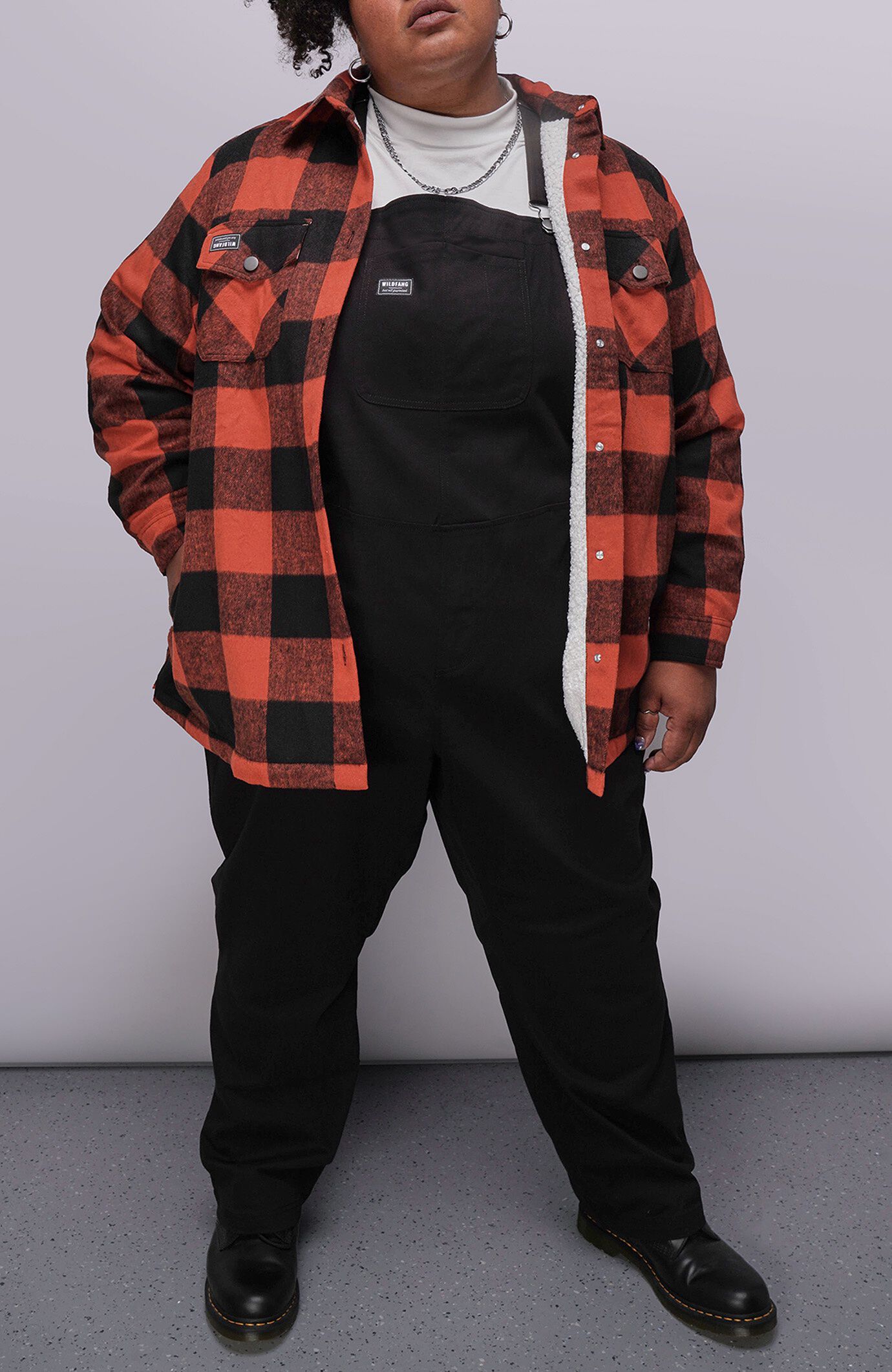 The Essential Flannel Fleece Lined Shacket, CHILIBLACK / Red, alternate image number 4
