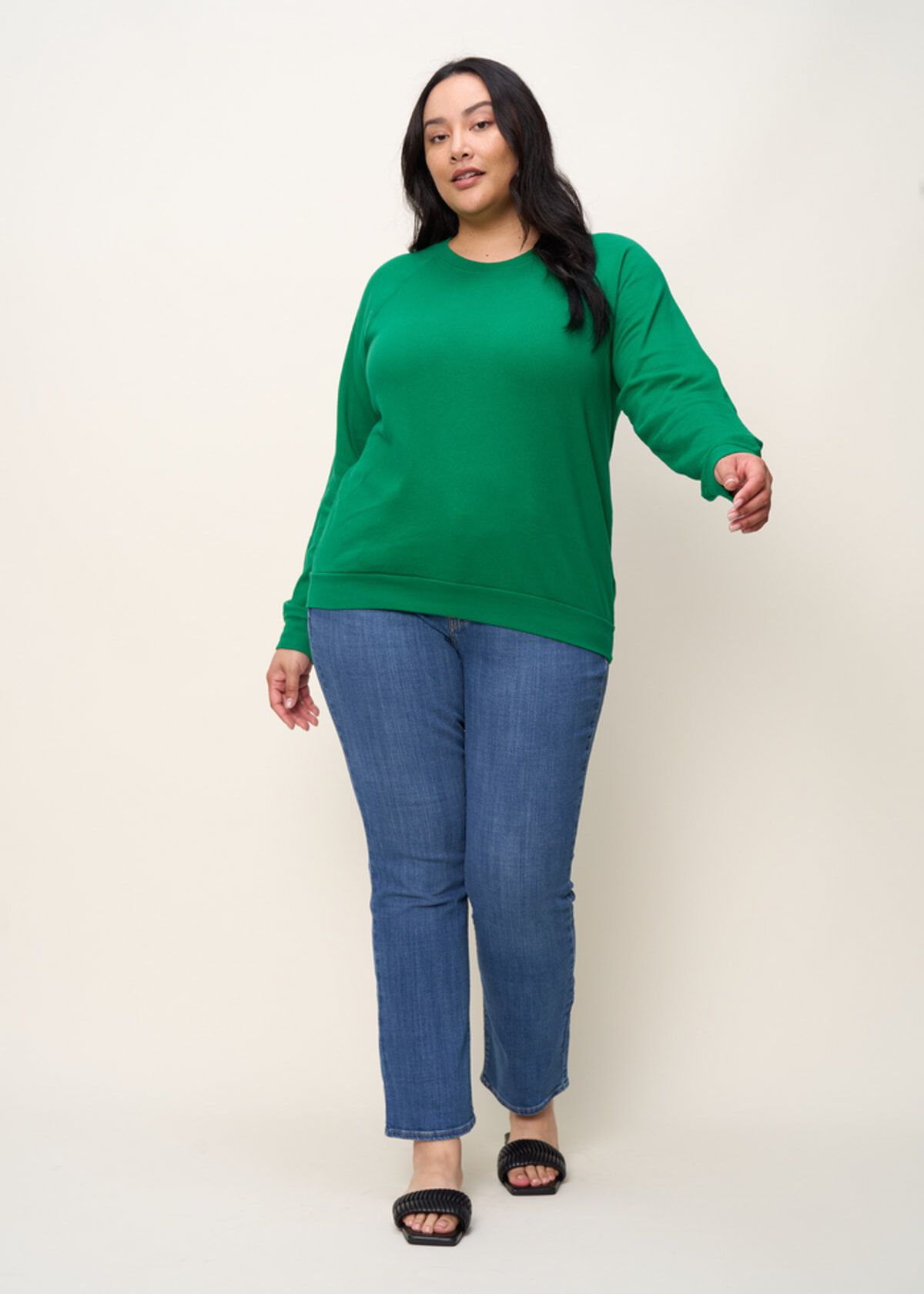 The Raglan Sweatshirt, Kelly Green / Kelly Green, alternate image number 1