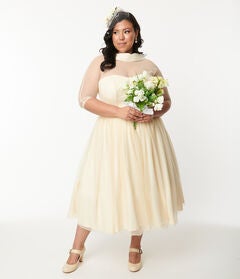 Unique Vintage Ivory Chiffon Lille Wedding Dress