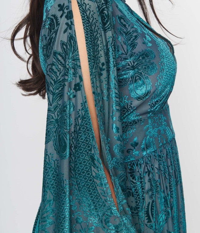 Unique Vintage Emerald Floral Fringe Flutter Sleeve Caftan, Green Floral / Hunter Green, alternate image number null