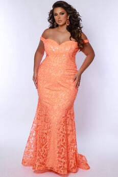 HIGH CLASS FITTED GOWN