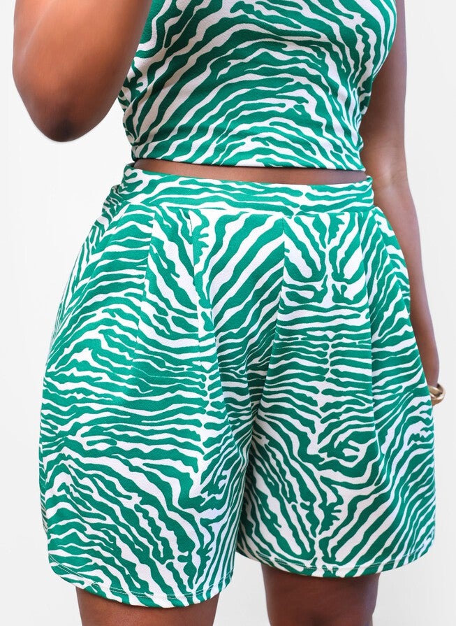 BEST PART ZEBRA PRINT PLEATED WIDE LEG SHORTS, Green / Kelly Green, alternate image number 1
