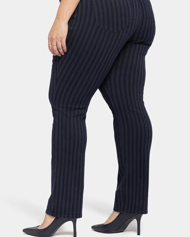 Coated Marilyn Straight Jeans, , alternate image number 4