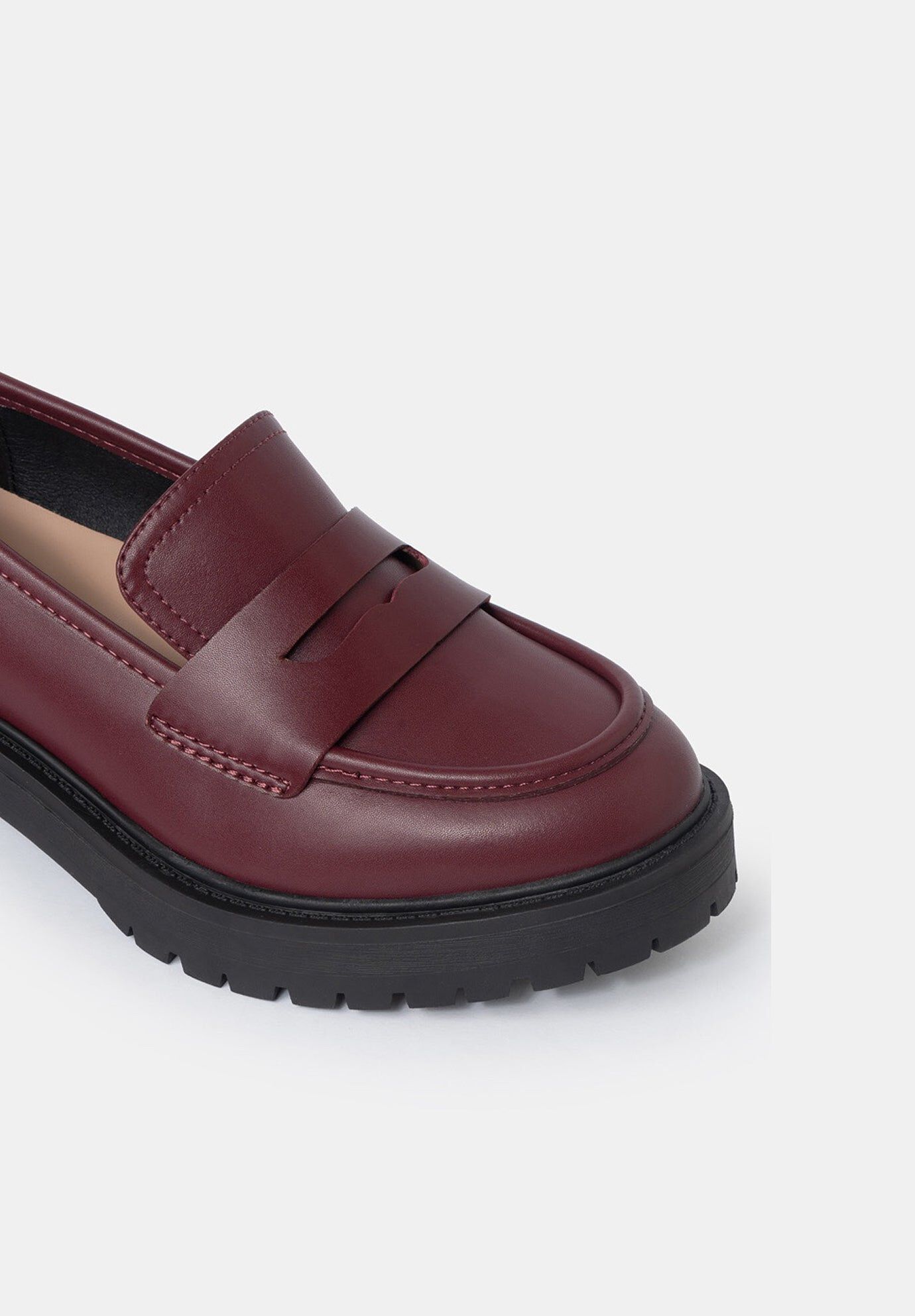 Tate Vegan Classic Loafers, Wine / Burgundy, alternate image number 2