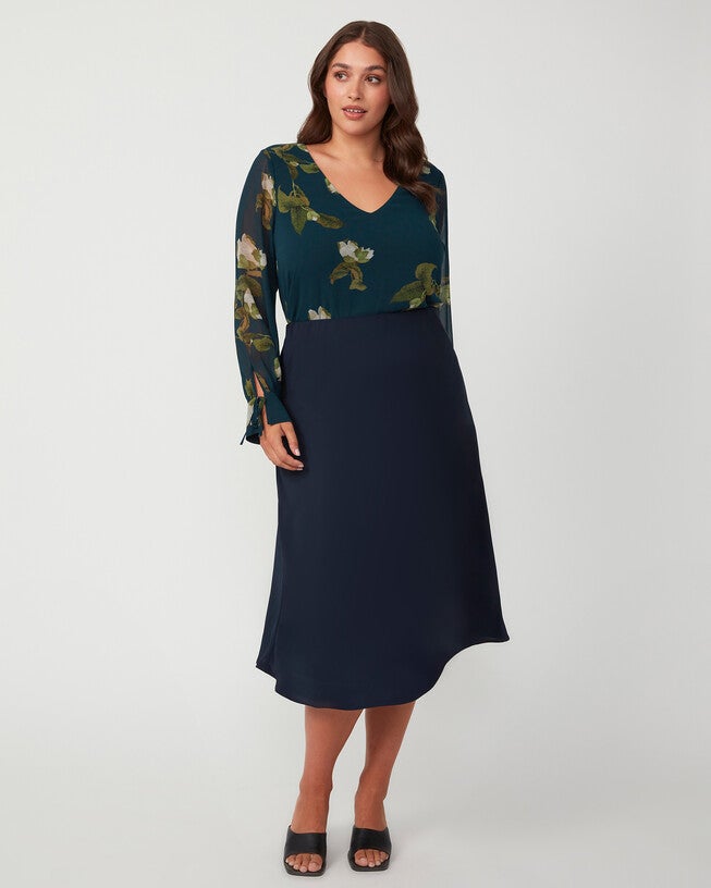 Azura Skirt, Midnight Navy / Navy, alternate image number 1