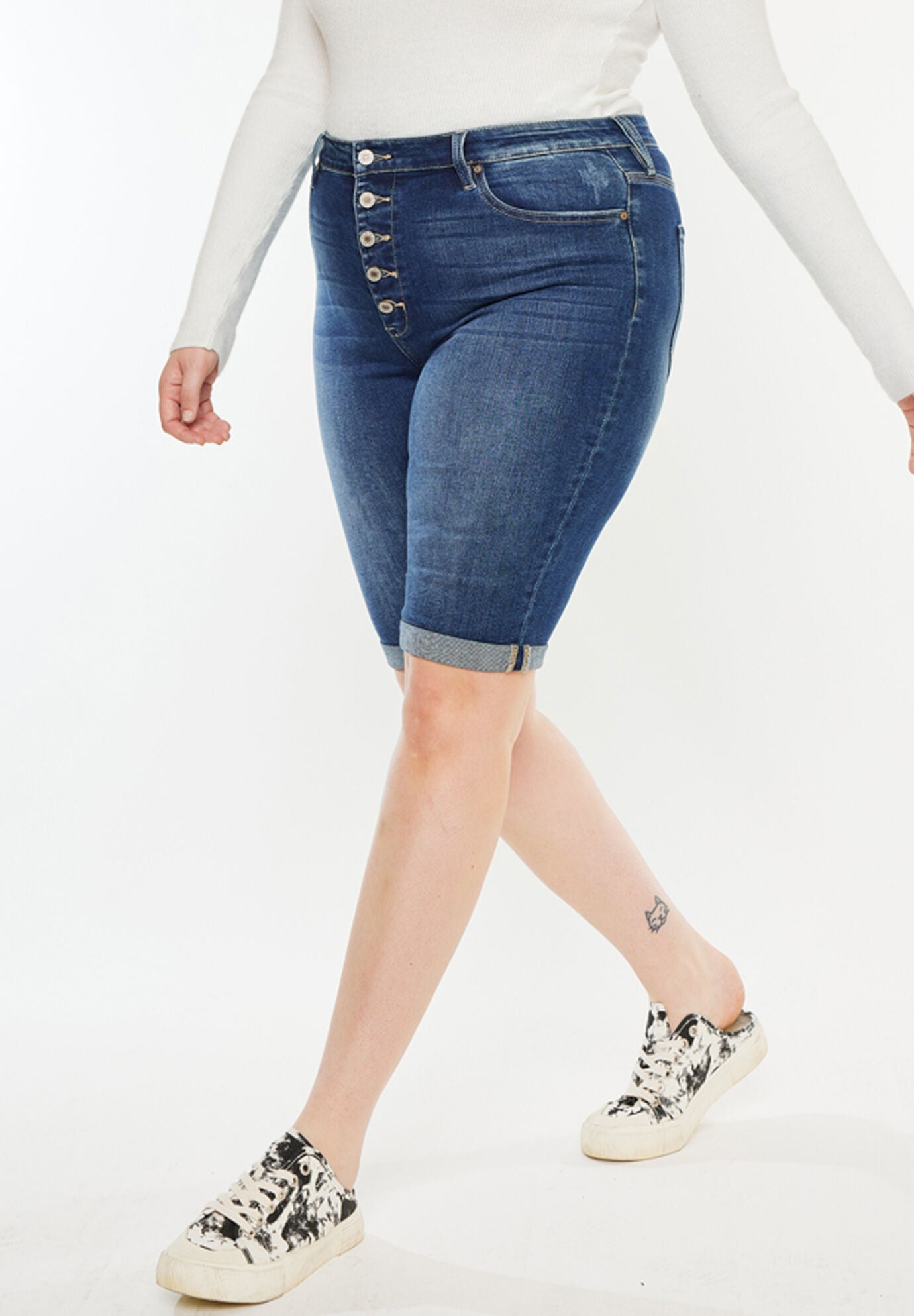 Tatiana High Rise Bermuda Shorts (Plus Size), Medium Wash / Medium Wash, alternate image number 4