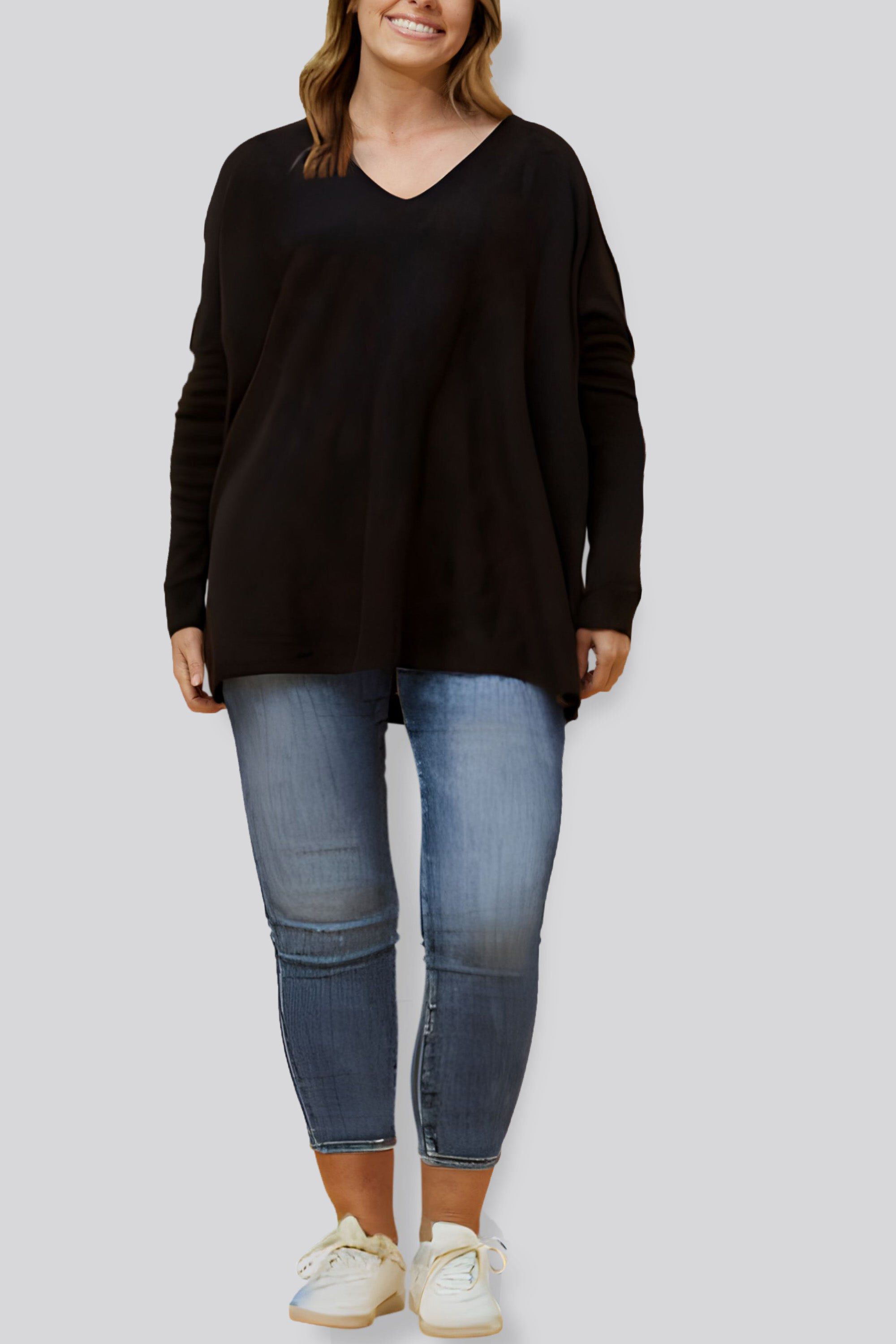 EMMA SUPER SOFT V-NECK OVERSIZED SWEATER, Black / Black, alternate image number 1
