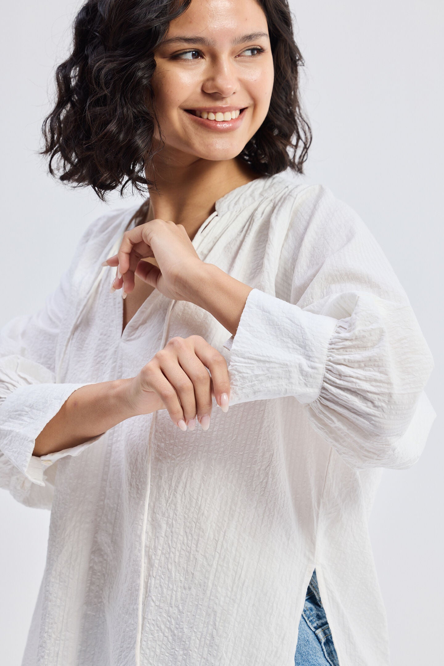 Relaxed Fit Top with Front-tie in Cream, Striped Horizon / White, alternate image number 2