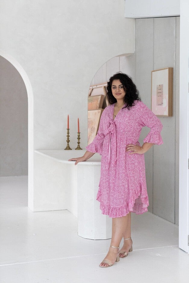 Arielle Tie Front Midi Dress, , alternate image number 9