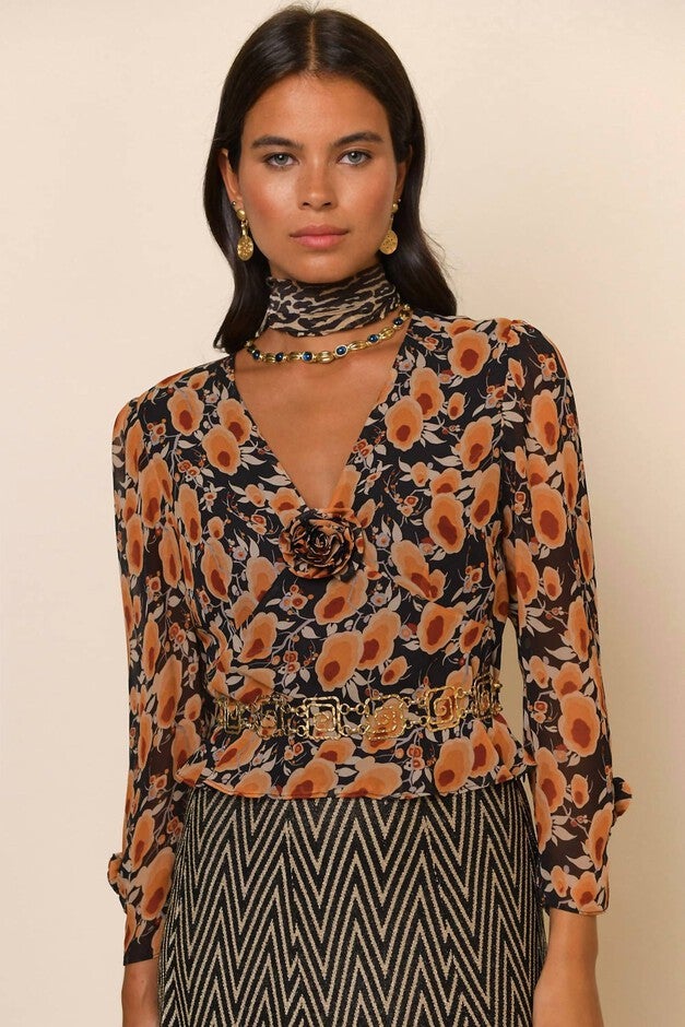WILLOW V-NECK RUFFLED MIX BLOUSE TOP IN SIENNA STARLET FLORAL, Sienna Starlet Floral / Orange, alternate image number null