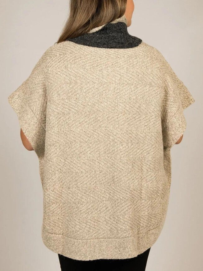 Gretchen Sweater Poncho Short Sleeves, , alternate image number null