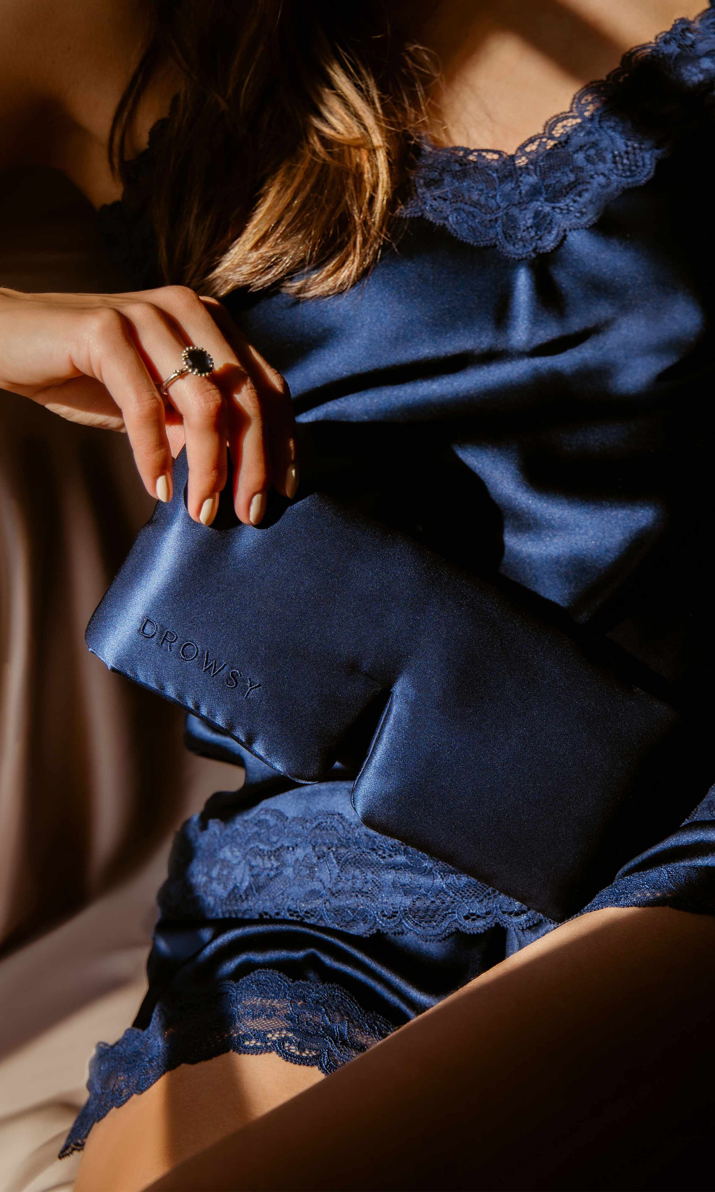 Silk Sleep Mask, Midnight Blue / Navy, alternate image number 2