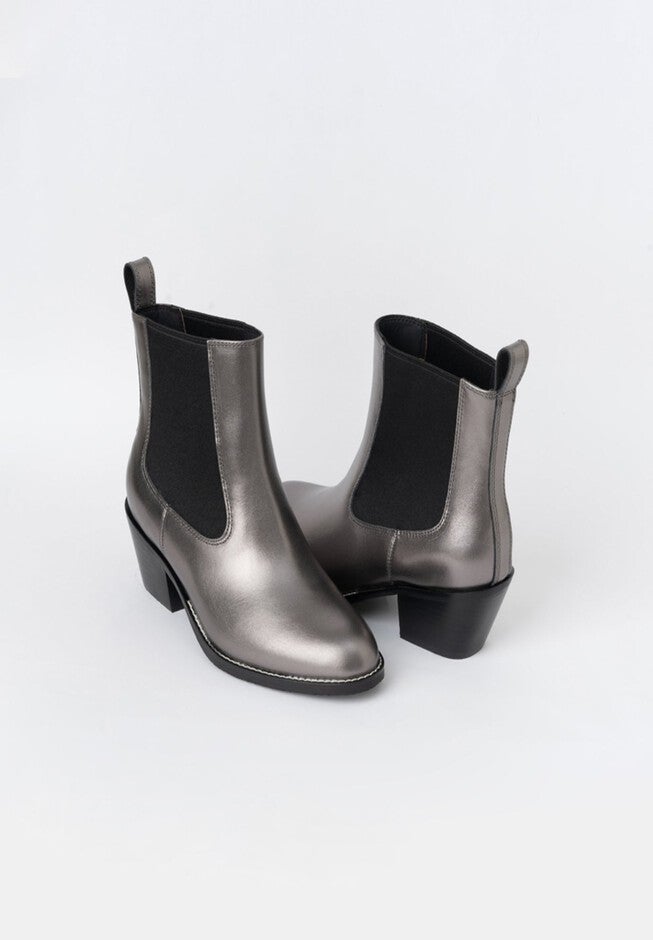Dakota Chelsea Boots, Metallic Black / Black, alternate image number 1