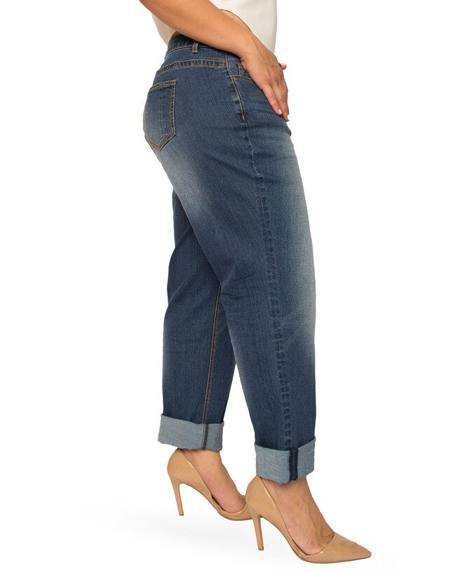 Plus Size Dallas Women's Roll-Up Hem Boyfriend Jeans, 1824 Wash / Dark Wash, alternate image number 4