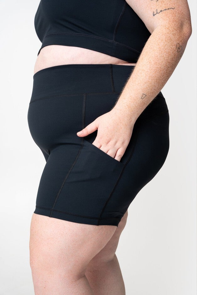 adventure performance bike shorts, black / Black, alternate image number null