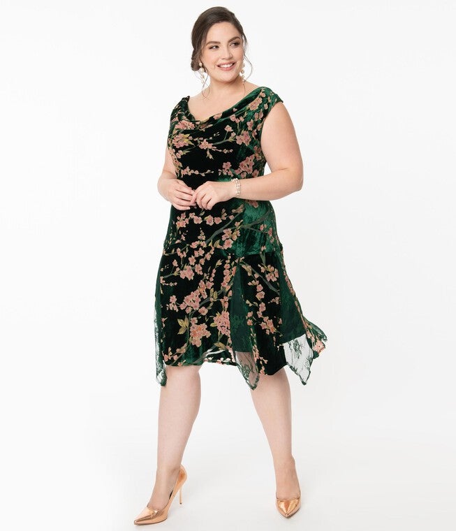 Unique Vintage 1920s Emerald Velvet Floral Burnout Hemingway Flapper Dress, , alternate image number 5