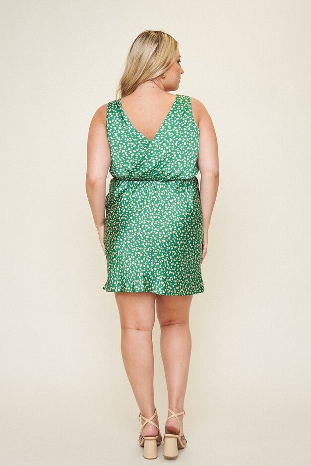 Arlene Twist-Front Dress, Green / Kelly Green, alternate image number null